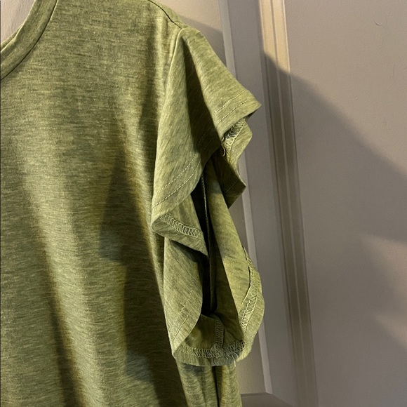 Green Ruffle Sleeve Tee - Picture 7 of 7